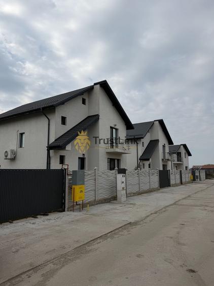 Casa de vanzare 4 camere Finalizata 380mp curte comuna Berceni - 2