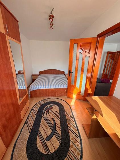 Inchiriez apartament 2 camere - 5
