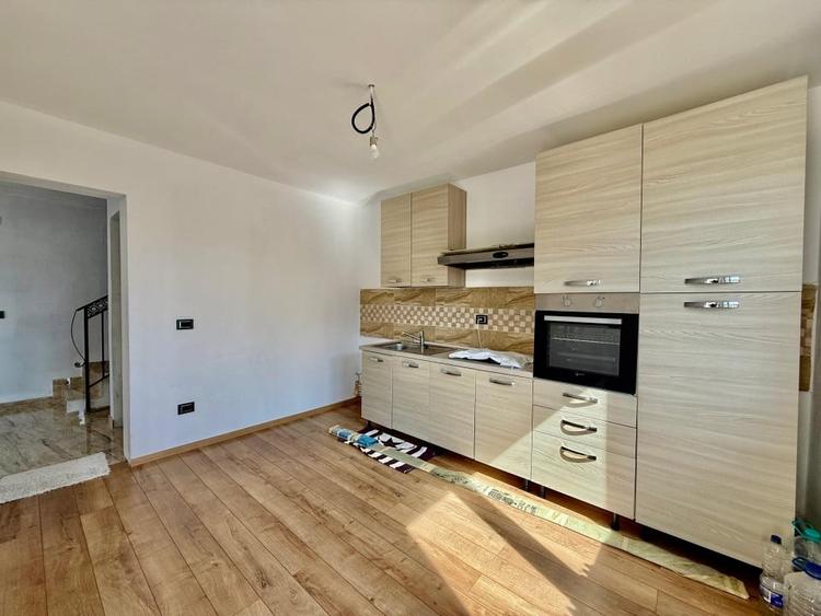 Casa individuala - 4 camere - Teren 521 mp - 10