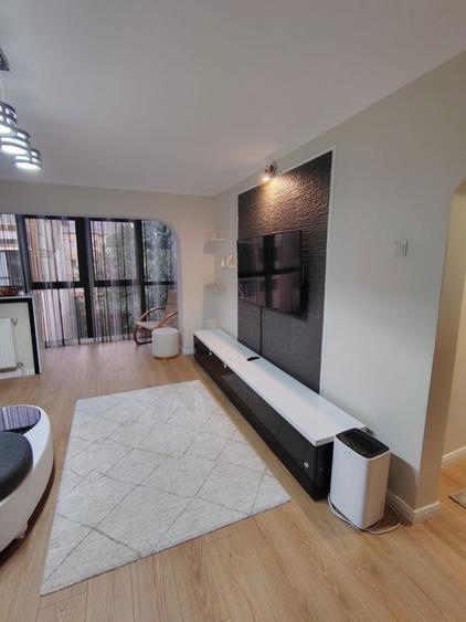 Proprietar - Vand Apartament 3 Camere, 72 mp, Micro 5 - Balaban, Etaj 3/4 - 5