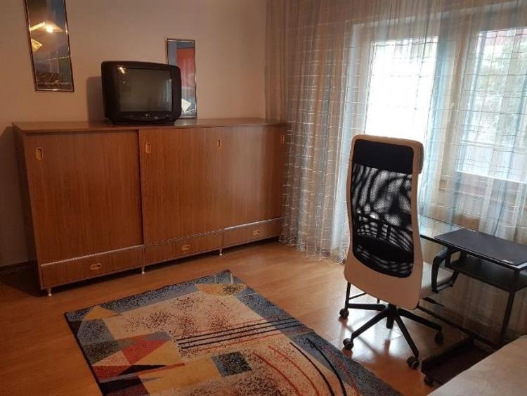 Apartament cu 3 camere decomandat în Sebastian - 4
