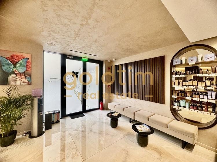 SPATIU VITRINA/ PRETABIL SALON INFRUMUSETARE - 3