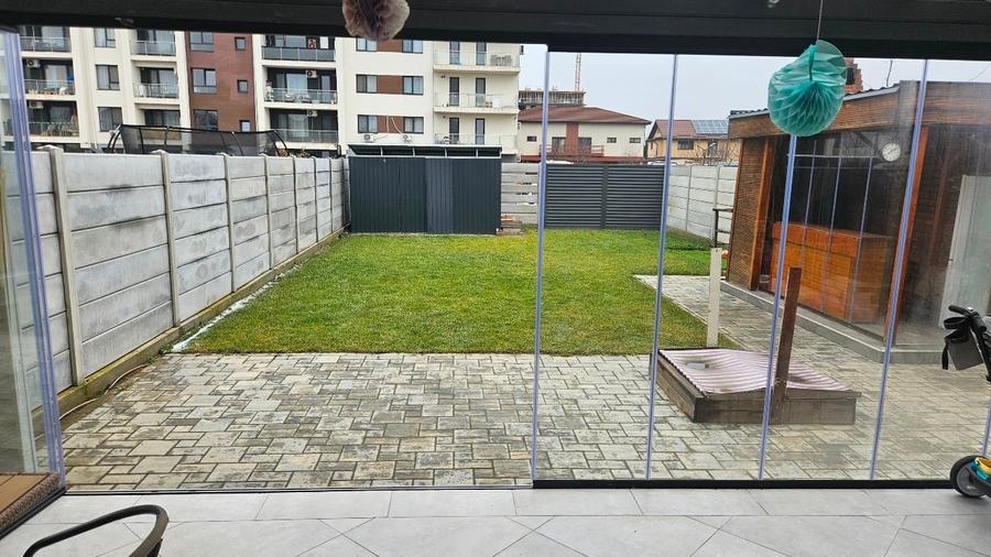 Casa mobilata cu curte - 1