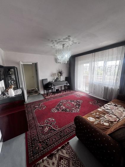 Inchiriez ap 2 cam Et 3 micalaca str voinicilor - 2