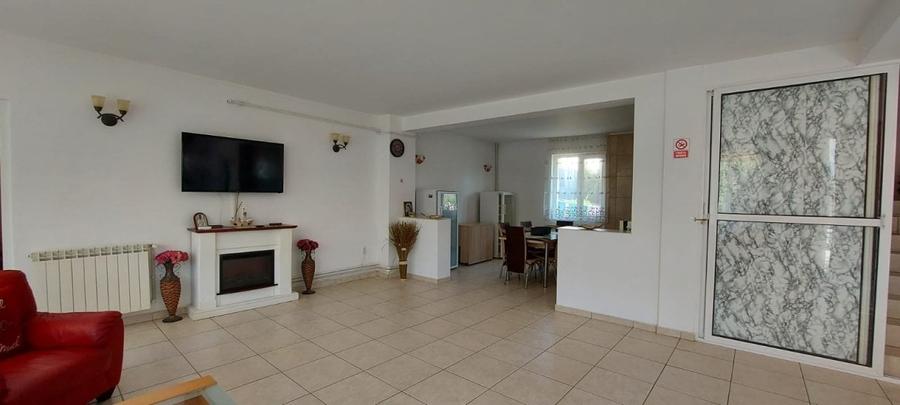 Exclusiv!Pensiune P+1+M pe partea marii  Eforie Nord-269.000 euro (Cod E8+E10) - 40