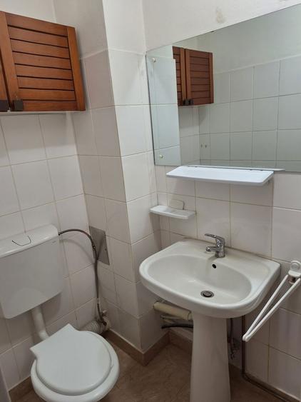 Apartament de vanzare, 3 camere decomandat +2 balcoane, Bd. REPUBLICI - 1