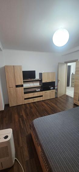 Apartament 1 camera de inchiriat zona Carrefour Felicia (bloc 2016) - 1