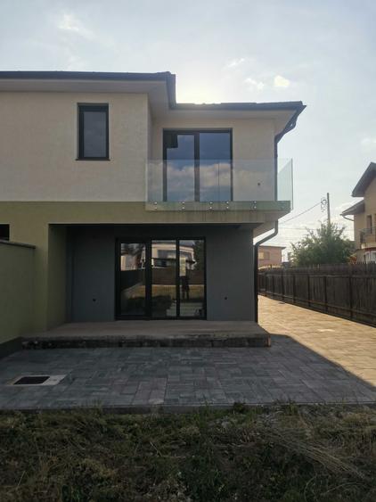 Casă cu 4 camere cu Teren 500 Mp în Someșeni
