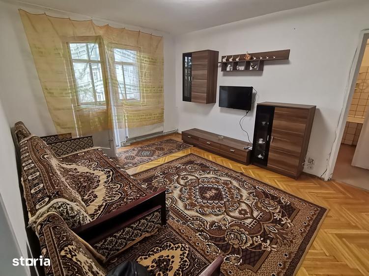Apartament cu 2 camere semidecomandat în Vasile Aaron