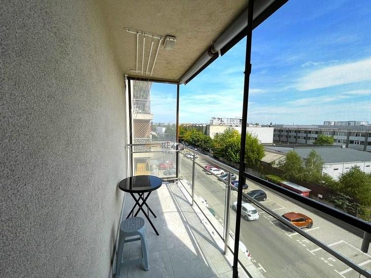 Apartament 3 camere de inchiriat, Cartierul Solar, loc de parcare - 37