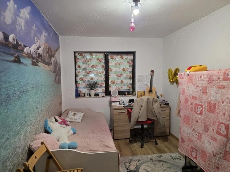 Apartament 3 camere decomandat - 1