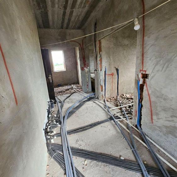 Vila si teren de 2000 mp intravilan zona Costisa - 5