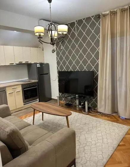 Inchiriez garsoniera in zona Eroii Revolutiei - 1