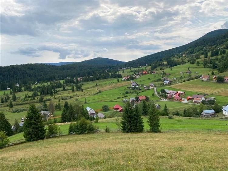 RECO Teren intravilan in Arieseni 1700mp cu Utilitati - 1