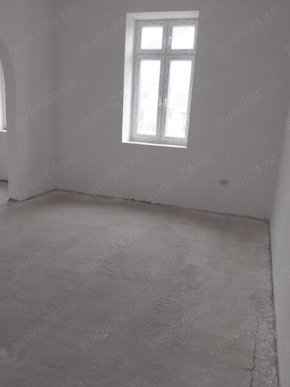 Inchiriez spa?iu comercial - 12