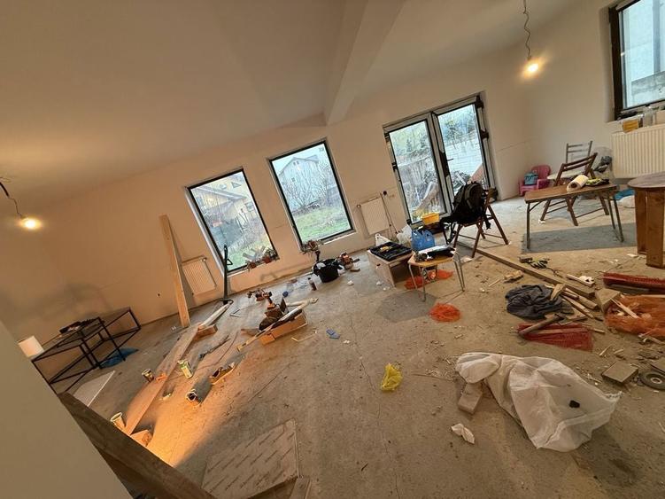 CASA (P+1) 153mp(270 utili) plus TEREN 670mp Bucov (Mica Roma) - 4