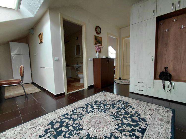 Apartament 2 cam decomandate Str.Florilor Floresti - 5