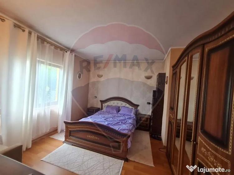 Casa / Vila cu 6 camere in Jorasti - 6