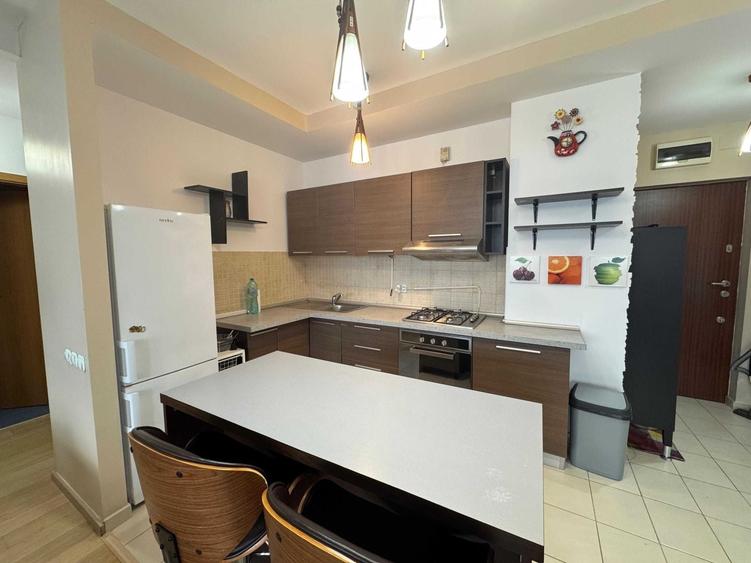 Apartament 3 camere LUX, 2 băi, 2 balcoane, centrală, parcare inclusă, boxă - 7