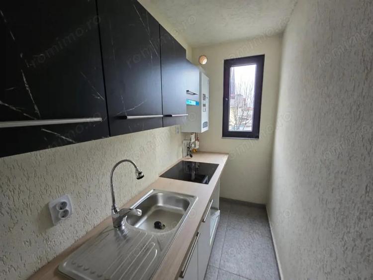 Vila Targul Saptamanal, P+2 - 32