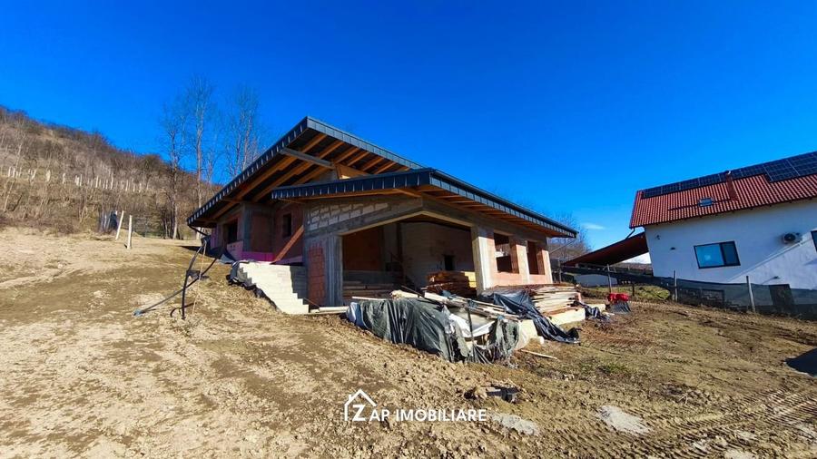 Casa Moderna - parcele 700 mp - 1000 mp cu garaj inclus - 6