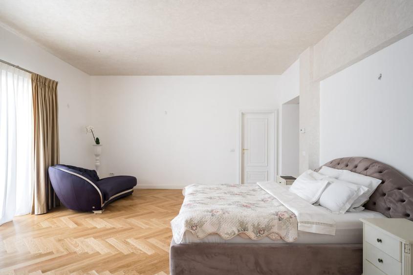 VILA 11 CAMERE - 700MP - PISCINA - PIPERA - COMISION 0% - 13