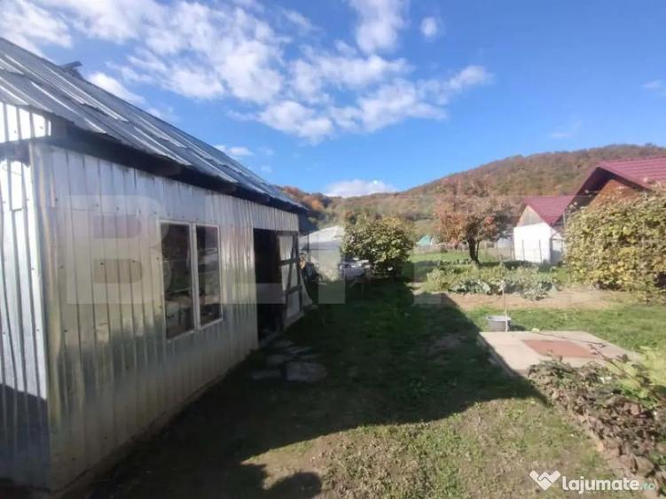 Casa cu 3 camere, 90 mp, zona Beclenut - 9