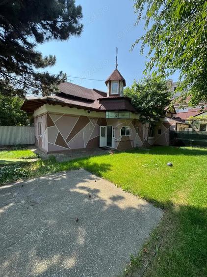 Inchiriem Casa primitoare pe Decebal. 5 camere + curte. Ideala pentru Educatie Creativitate Birouri - 10