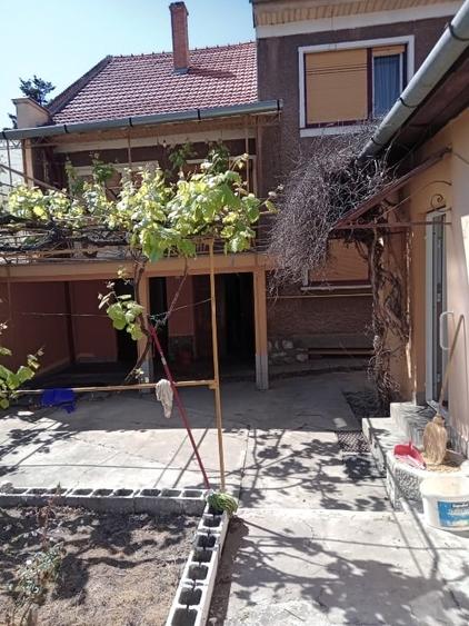 De vanzare casa cu teren pe strada Depoului la nr. 43 - 6