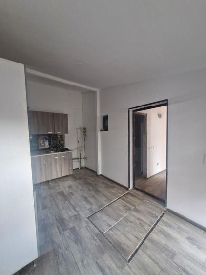 Parter + mansarda 4 camere - sector 2/Doamna Ghica ,casa la pret de apartament - 5