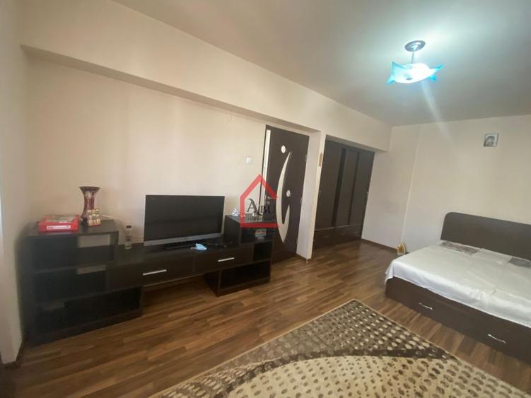 Apartament cu o cameră, Rond Zimbru - 1