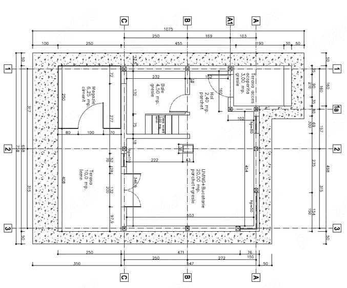 Casă cu 2 camere cu Teren 900 Mp în Central