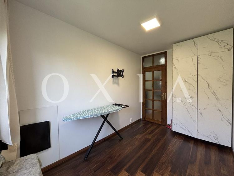 Apartament cu 3 camere decomandat, mobilat în Lipovei