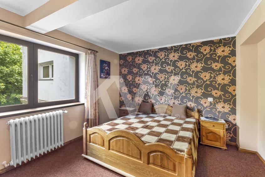 Duplex cu 8 camere cu Canalizare în Zamora
