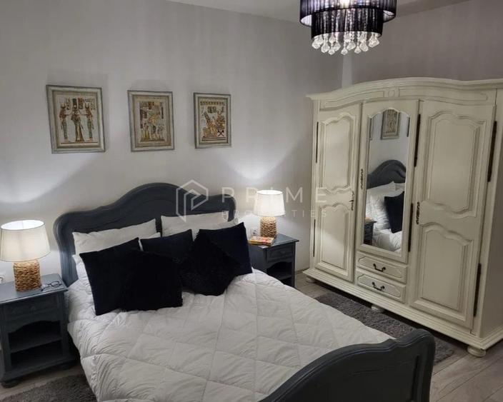 Apartament cu 3 camere decomandat în Libertății
