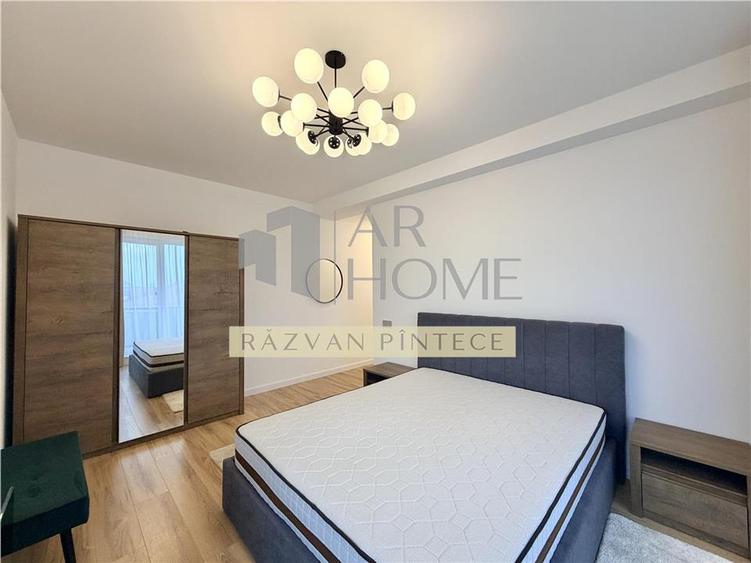 Apartament cu 3 camere decomandat, mobilat în Mărășești