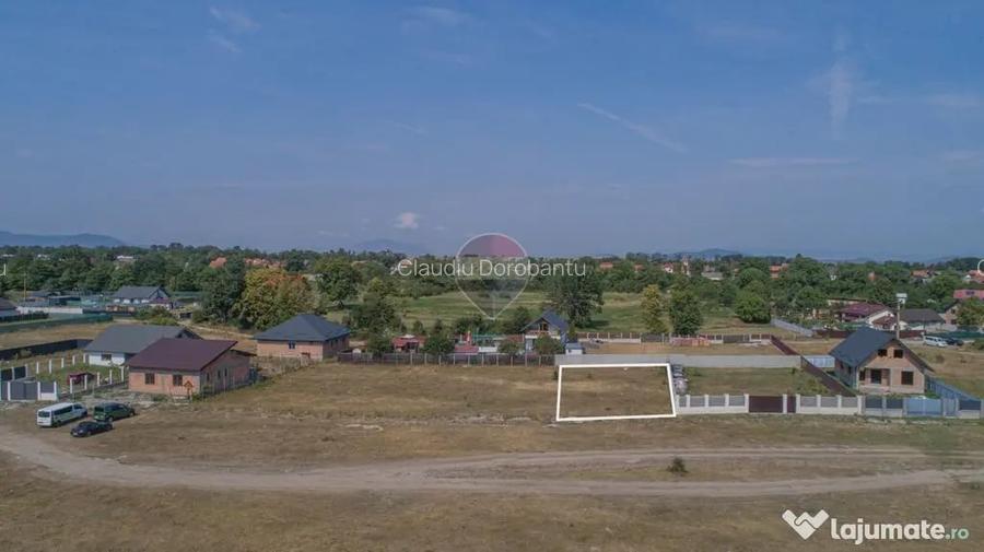 Rezervat! Teren intravilan 600 mp | Carpinis | PUZ aprobat | P+E+M - Carpinis (Brasov)