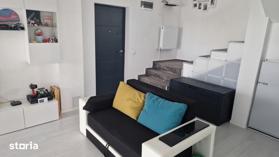 Casă cu 4 camere cu Teren 250 Mp în Cernica