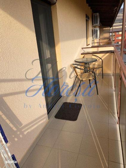 Apartament cu 4 camere semidecomandat, mobilat în Florești