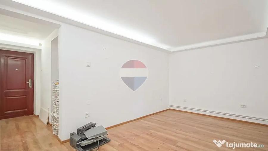 Spațiu comercial, de 55 mp, în Centrul Civic