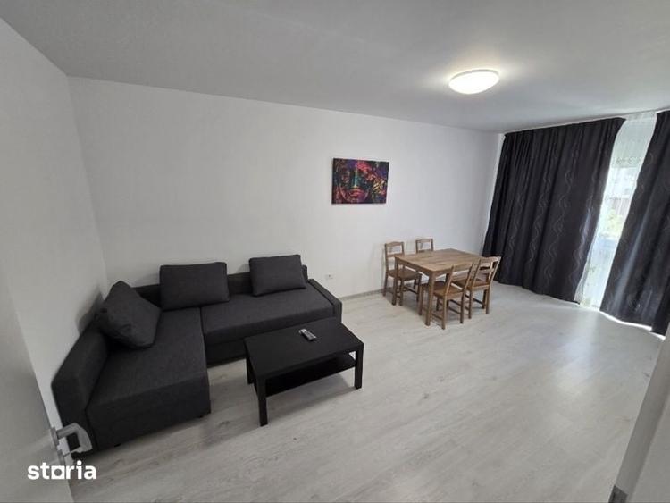 Apartament cu 2 camere decomandat în Apărătorii Patriei