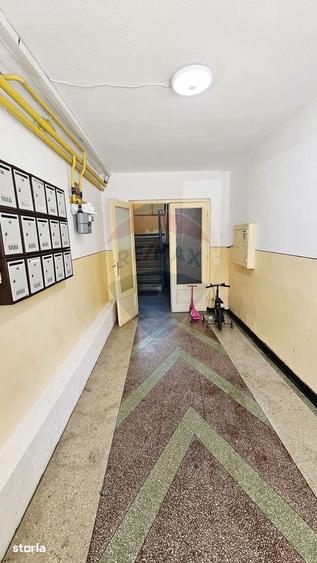 Apartament cu 4 camere în Mărăței