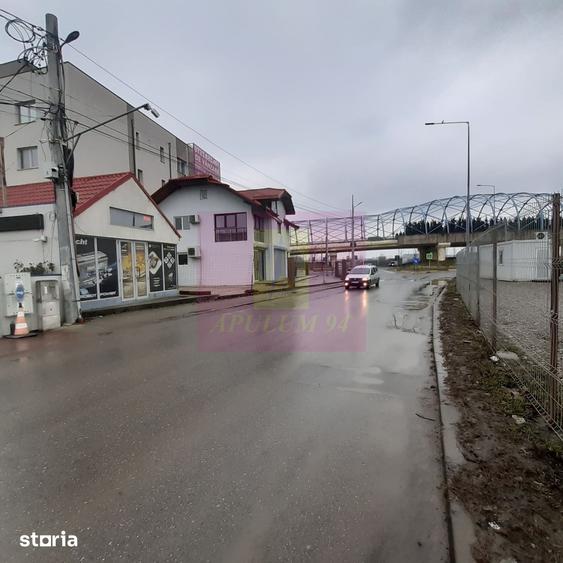 Casă cu 6 camere cu Teren 370 Mp în Glina
