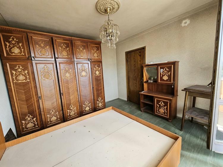 Apartament cu 3 camere în Lujerului