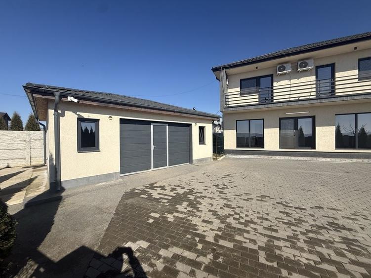 Casă cu 4 camere cu Teren 160 Mp în Central