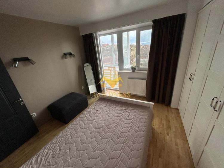 Apartament cu 3 camere semidecomandat, mobilat în Andrei Mureșanu