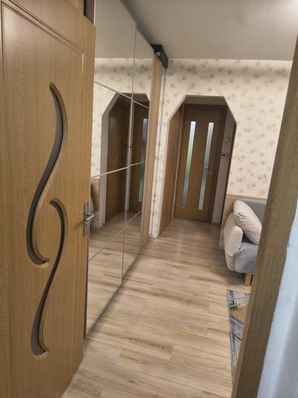 Apartament cu 2 camere semidecomandat în Progresul