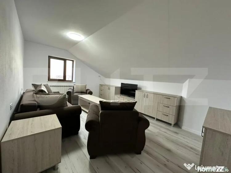 Apartament cu 2 camere semidecomandat în Micești