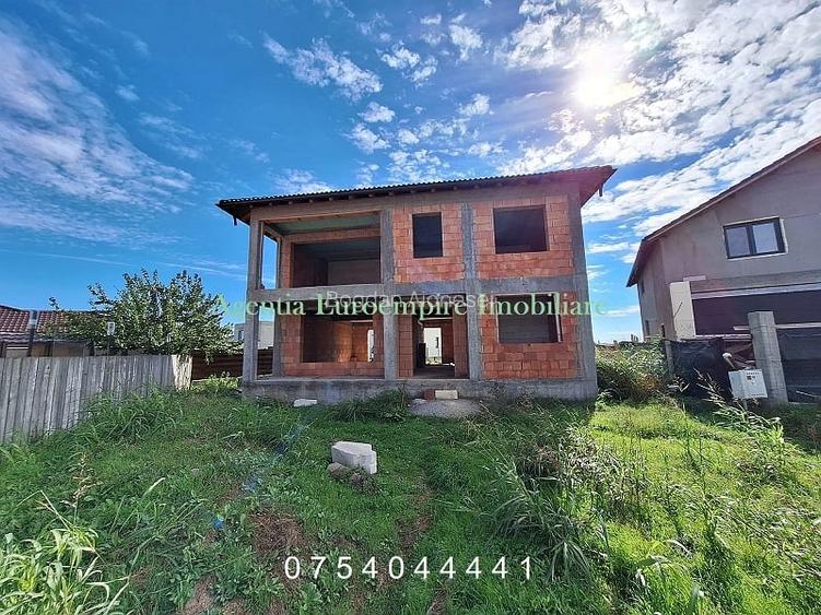 Casă cu 5 camere în Agigea