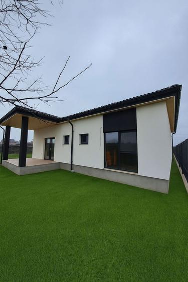 Casa moderna de vanzare - 2